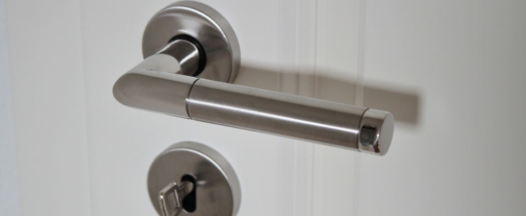 Why Put Aluminium Foil on Door Knobs? Unveiling the Practical and